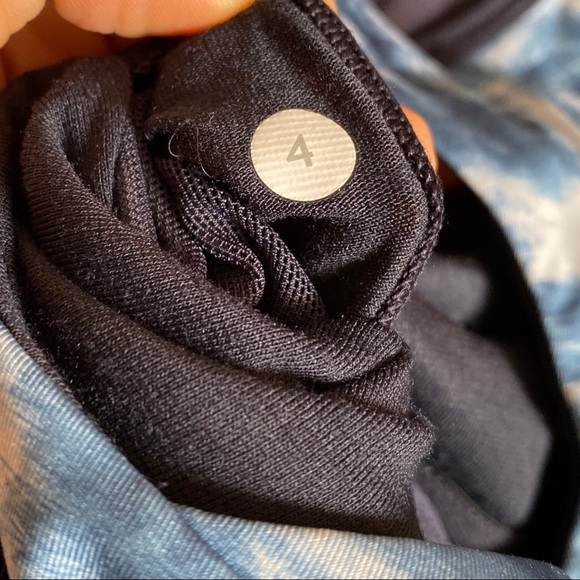 Lululemon Navy Tie Dye Mesh Tank - Picture 6 of 6